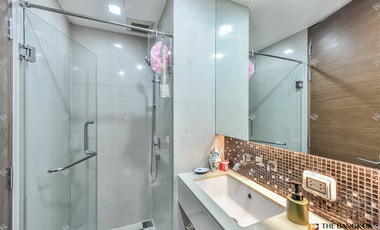 For rent 2 bedrooms condo in Sathon, Bangkok