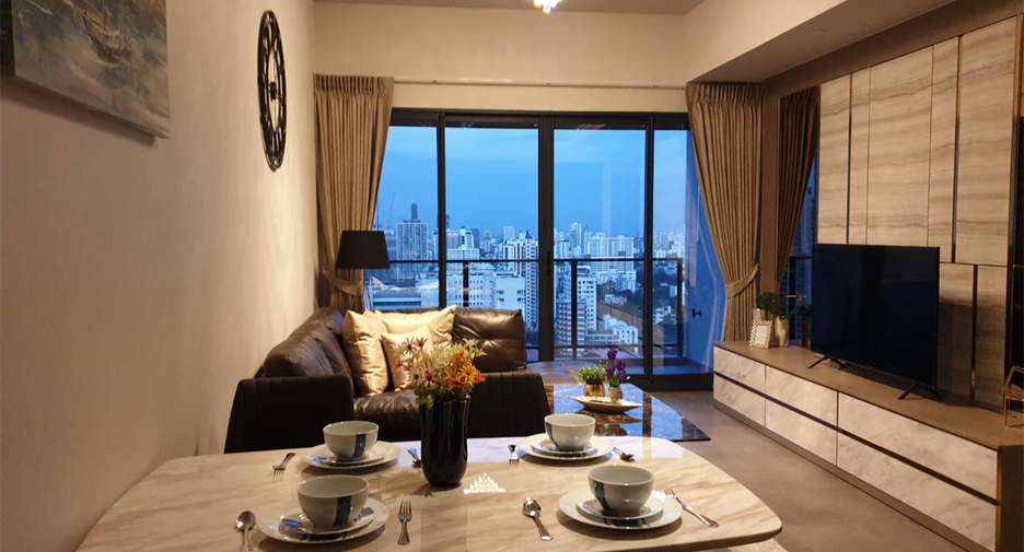 For rent 2 bedrooms condo in Watthana, Bangkok