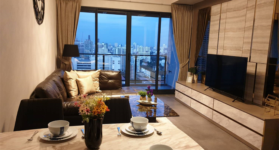 For rent 2 bedrooms condo in Watthana, Bangkok