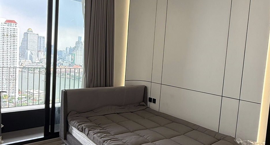 For rent 2 bedrooms condo in Khlong San, Bangkok