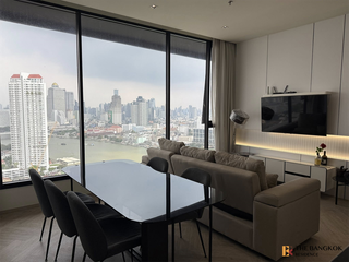 For rent 2 bedrooms condo in Khlong San, Bangkok