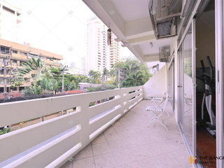 Condo en alquiler de 2 habitaciones en Khlong Toei, Bangkok