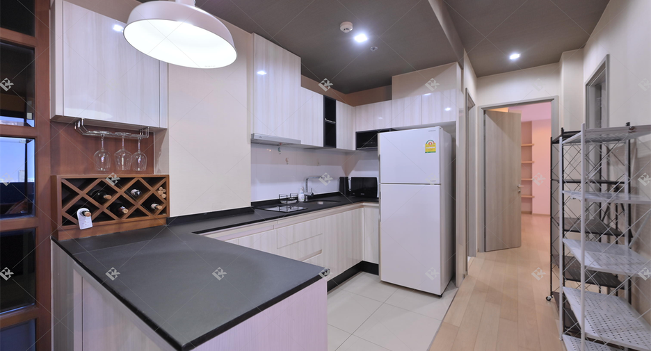 Wohnung zur Miete mit 2 Zimmer in Watthana, Bangkok