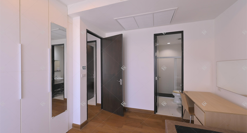 Wohnung zur Miete mit 3 Zimmer in Pathum Wan, Bangkok