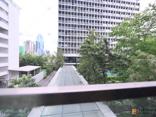 For rent 2 bedrooms condo in Pathum Wan, Bangkok