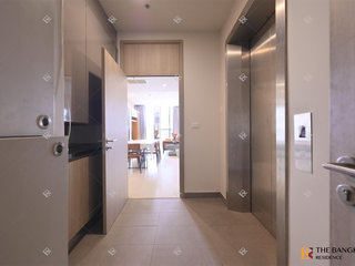 For rent 2 bedrooms condo in Pathum Wan, Bangkok