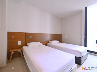 For rent 2 bedrooms condo in Pathum Wan, Bangkok