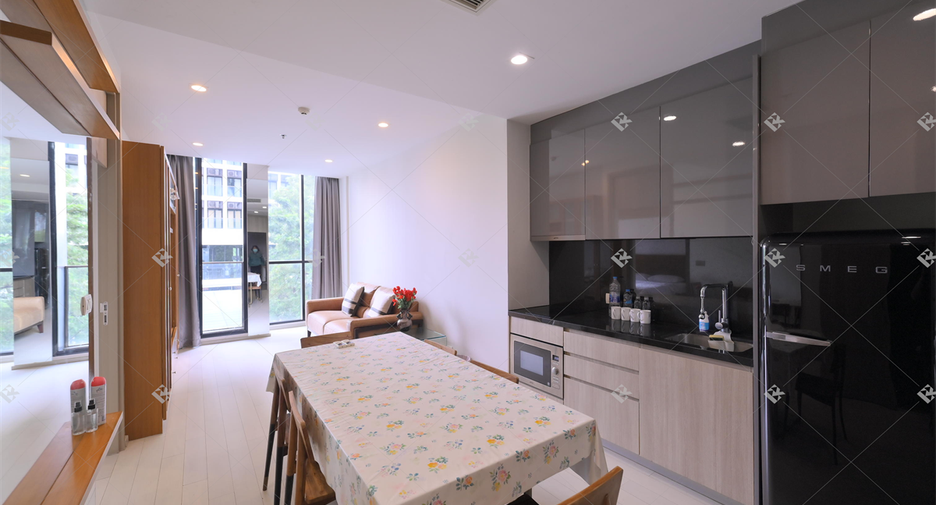 À louer 2 chambres condo à Pathum Wan, Bangkok