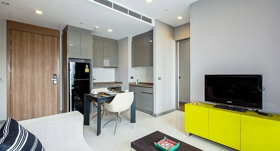 Condo en alquiler de 1 habitaciones en Bang Rak, Bangkok