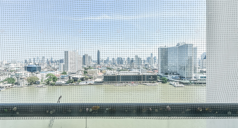 For rent 4 ベッドルーム condo in Bang Rak, Bangkok