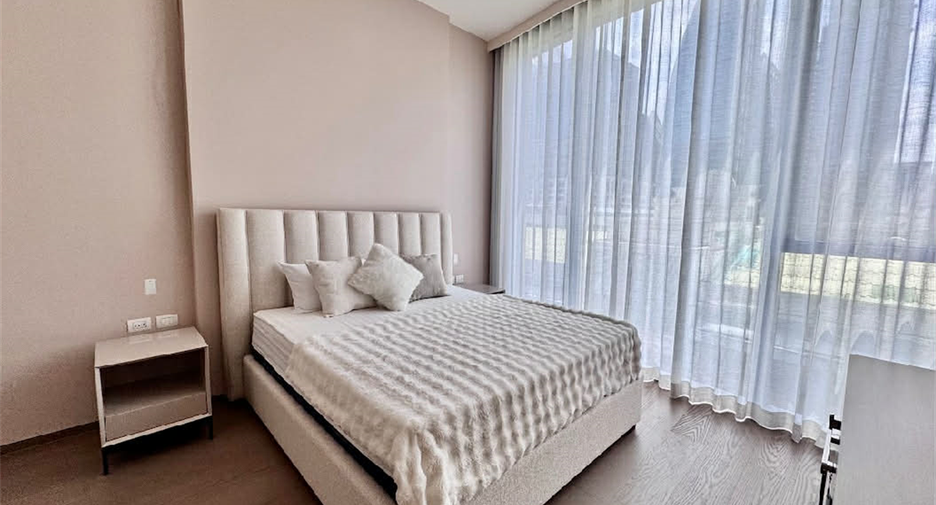 For rent 1 bed condo in Pathum Wan, Bangkok