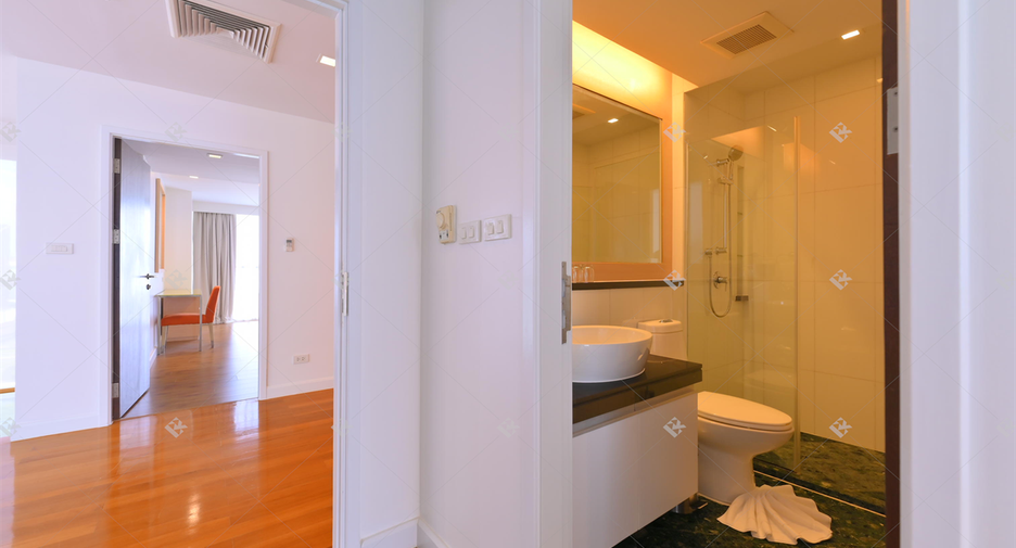 Condo en alquiler de 4 habitaciones en Pathum Wan, Bangkok