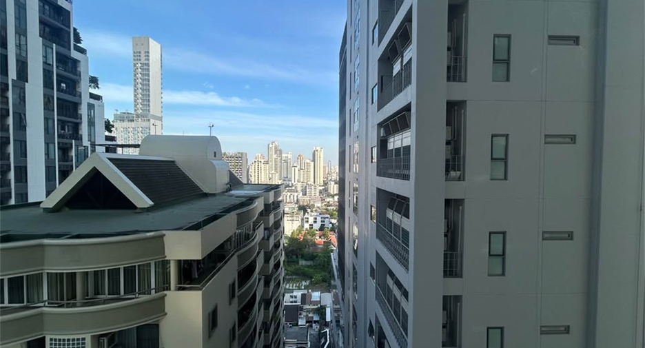 ให้เช่า 2 ห้องนอน คอนโด ใน คลองเตย, กรุงเทพฯ