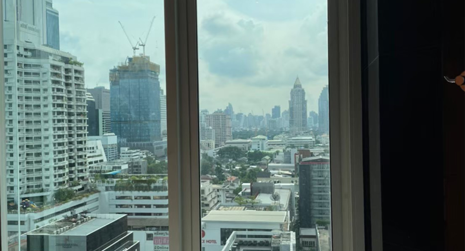 For rent 2 bedrooms condo in Sathon, Bangkok
