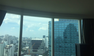 Condo en alquiler de 3 habitaciones en Watthana, Bangkok