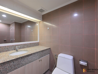 Wohnung zur Miete mit 2 Zimmer in Khlong Toei, Bangkok