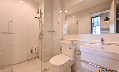 For rent 1 bed condo in Pathum Wan, Bangkok