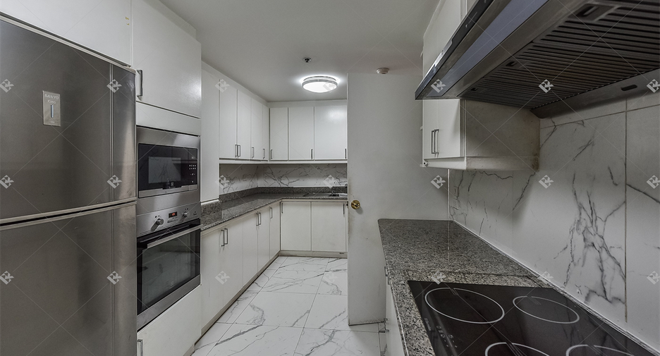 Condo en alquiler de 3 habitaciones en Pathum Wan, Bangkok