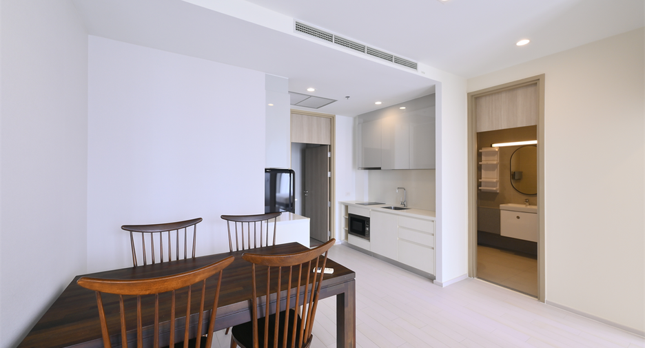 À louer 2 chambres condo à Pathum Wan, Bangkok