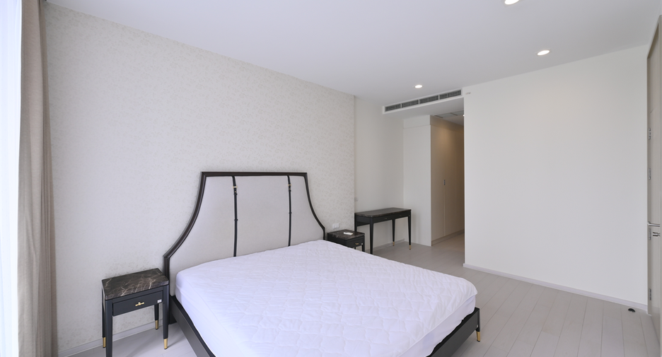 À louer 2 chambres condo à Pathum Wan, Bangkok