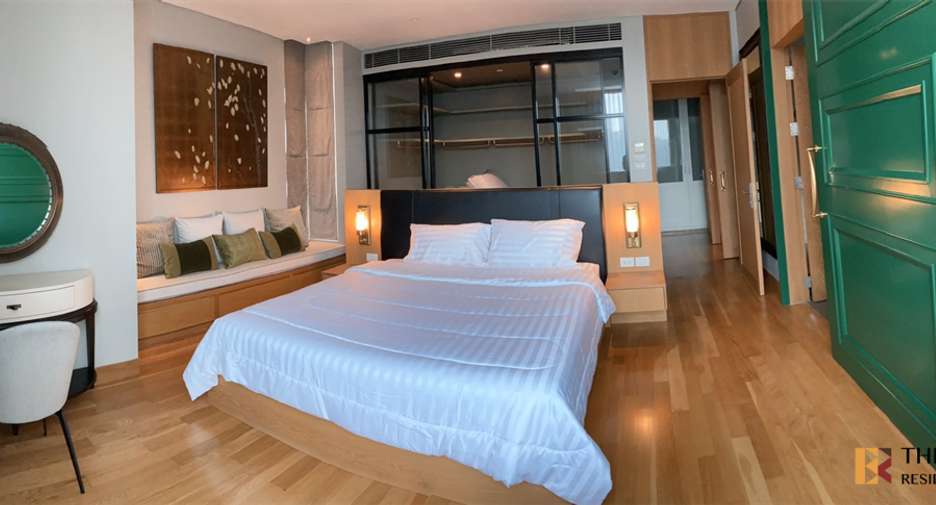 Wohnung zur Miete mit 3 Zimmer in Pathum Wan, Bangkok