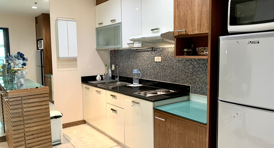 Condo en alquiler de 2 habitaciones en Watthana, Bangkok