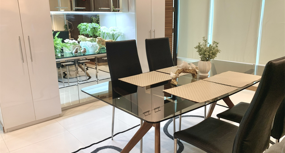 Condo en alquiler de 2 habitaciones en Watthana, Bangkok