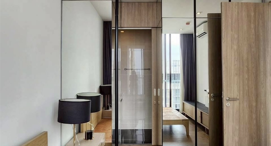 For rent 1 bed condo in Khlong Toei, Bangkok