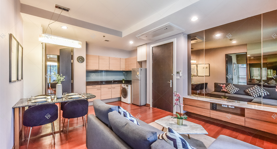 Wohnung zur Miete mit 2 Zimmer in Pathum Wan, Bangkok