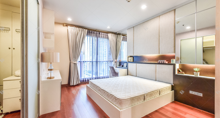 Wohnung zur Miete mit 2 Zimmer in Pathum Wan, Bangkok