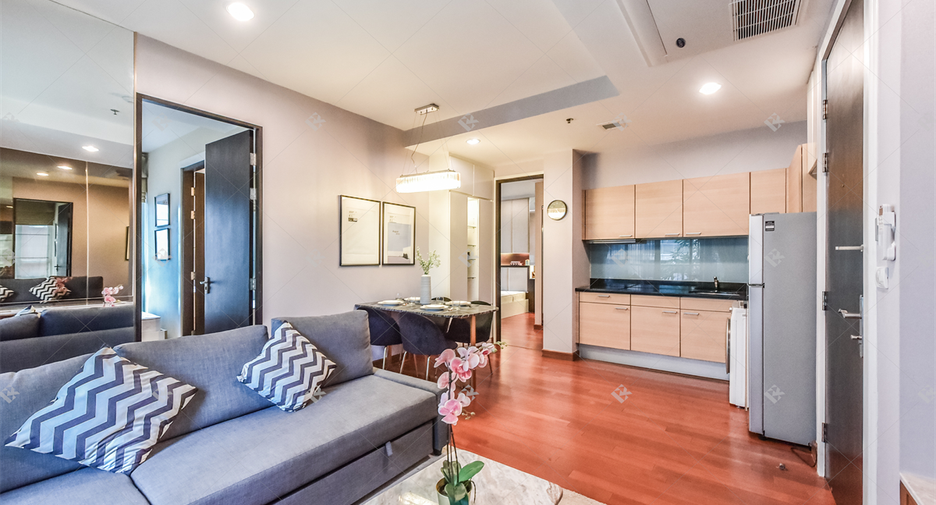Wohnung zur Miete mit 2 Zimmer in Pathum Wan, Bangkok