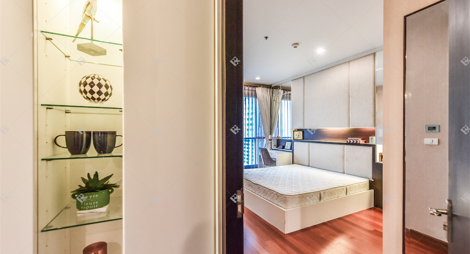 Wohnung zur Miete mit 2 Zimmer in Pathum Wan, Bangkok