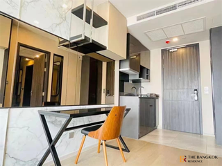 Condo en alquiler de 1 habitaciones en Khlong Toei, Bangkok