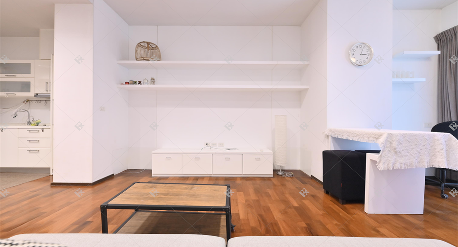 For rent 1 bed condo in Watthana, Bangkok