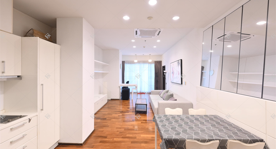 For rent 1 bed condo in Watthana, Bangkok