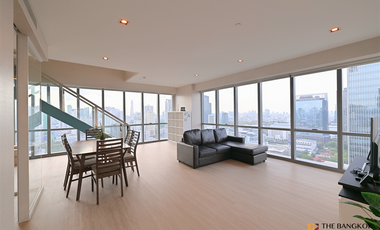 For rent 2 bedrooms condo in Watthana, Bangkok