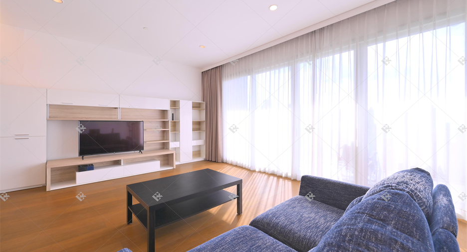 À louer 3 chambres condo à Pathum Wan, Bangkok