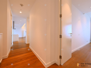 For rent 3 ベッドルーム condo in Pathum Wan, Bangkok