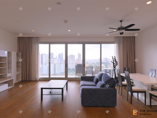 For rent 3 ベッドルーム condo in Pathum Wan, Bangkok