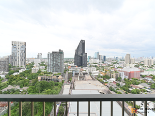 Condo en alquiler de 1 habitaciones en Khlong Toei, Bangkok