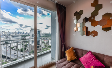 For rent 2 bedrooms condo in Yan Nawa, Bangkok