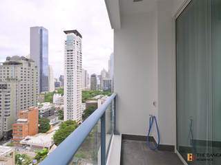 À louer 2 chambres condo à Pathum Wan, Bangkok