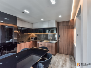 For rent 2 bedrooms condo in Sathon, Bangkok