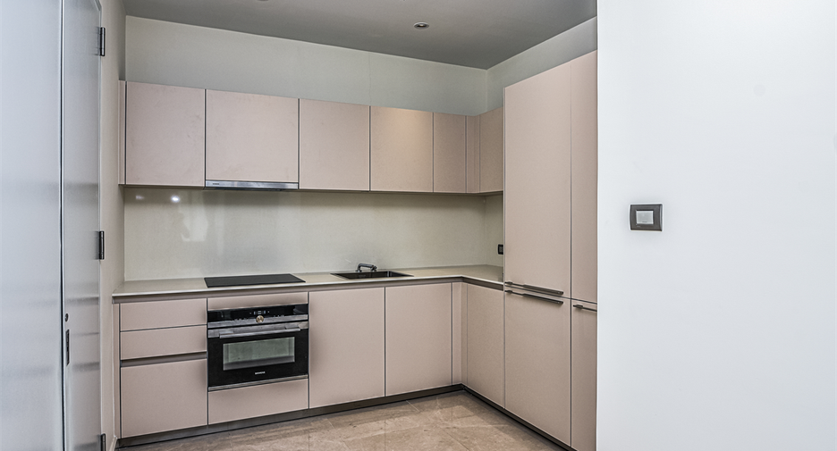 For rent 2 ベッドルーム condo in Pathum Wan, Bangkok