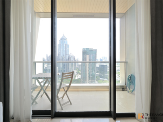 Condo en alquiler de 2 habitaciones en Pathum Wan, Bangkok
