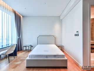 Condo en alquiler de 2 habitaciones en Pathum Wan, Bangkok