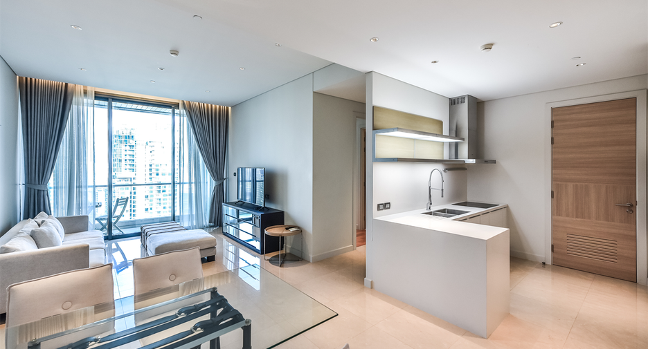 For rent 2 bedrooms condo in Pathum Wan, Bangkok