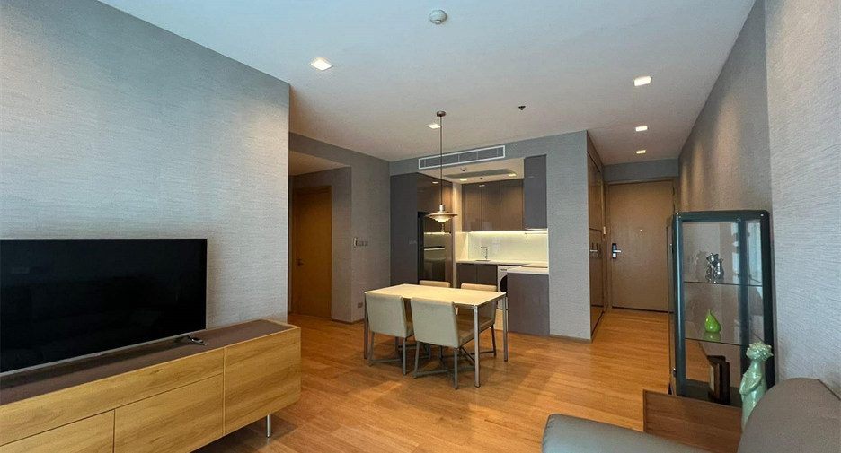 For rent 2 bedrooms condo in Khlong Toei, Bangkok