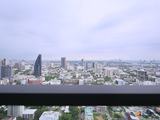 For rent 3 ベッドルーム condo in Khlong Toei, Bangkok