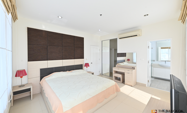 Condo en alquiler de 2 habitaciones en Khlong Toei, Bangkok